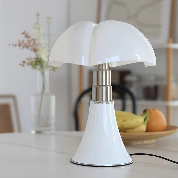 Tischlampe mit Höhenverstellung und LED-Beleuchtung – Elegante Designerlampe in Schwarz oder Weiß 9