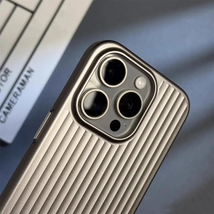 TitanArmor – Ultra-Dünne Stoßfeste iPhone Hülle mit Militärschutz für iPhone 14 Pro Max, 14 Pro, 13 und 14 2