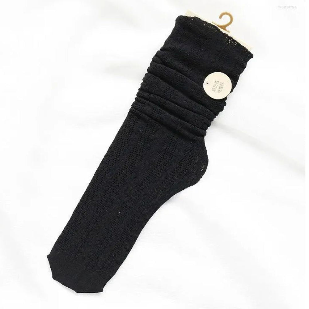 Trachtensocken Danica – Elegante Crew-Socken Mit Hohlem Design Für Festliche Anlässe 1