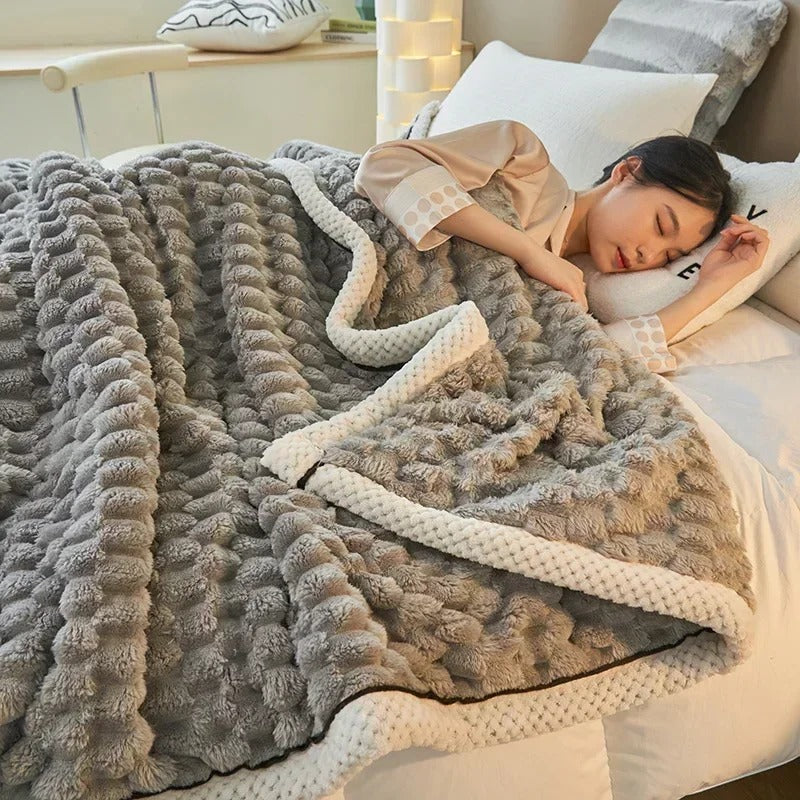 TurtleWarm – Doppellagige Kuscheldecke aus Coral Velvet für ultimativen Komfort 3