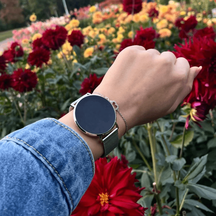 Ultradünne Smartwatch mit Gesundheitsmonitoring und 1,27 Touchscreen – Elegantes Roségold und Silber Design 4