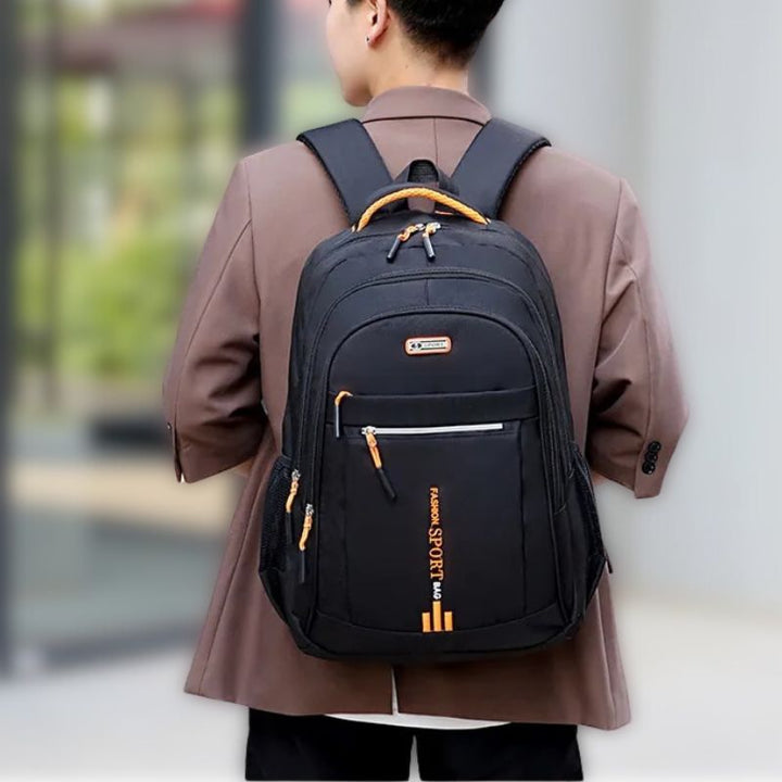 UrbanGuard – Wasserdichter Oxford Rucksack Herren mit Ergonomischem Design 2