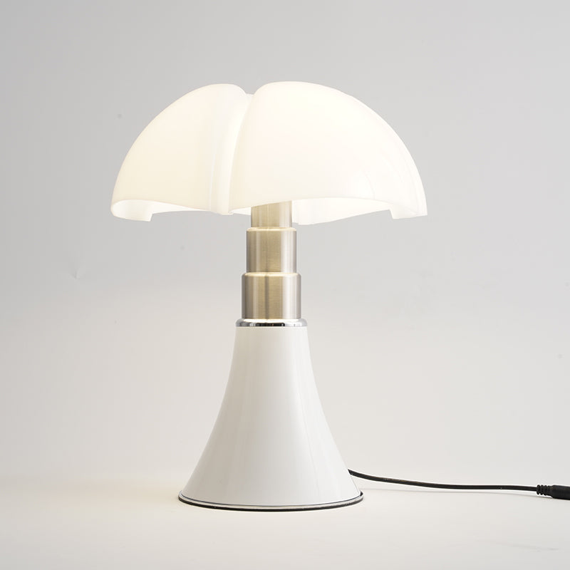 Vintage LED Tischlampe im Eleganten Design – Energiesparende Tischleuchte für Wohnzimmer und Schlafzimmer 0