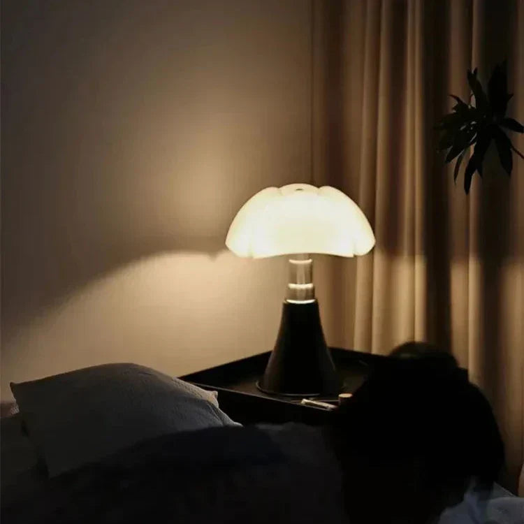 Vintage LED Tischlampe im Eleganten Design – Energiesparende Tischleuchte für Wohnzimmer und Schlafzimmer 3