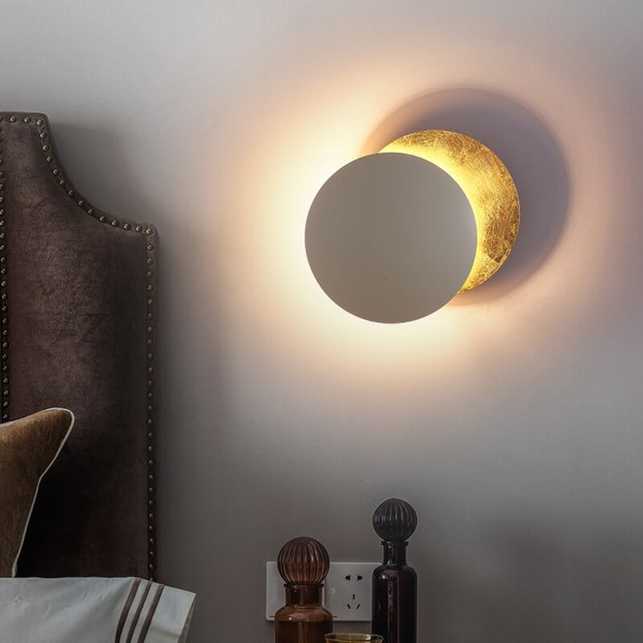 Wandleuchte Innen mit Drehbaren Goldenen Disks – LED Wandleuchte für Gemütliche Atmosphäre 5