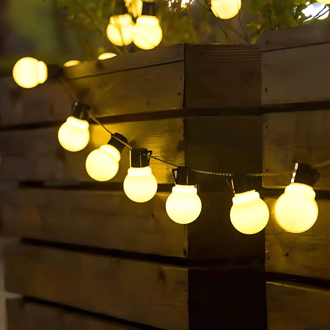 Wetterfeste LED Lichterkette Outdoor – 10 Meter Warmweiß für Garten, Terrasse und Balkon, IP65 Schutzklasse 1